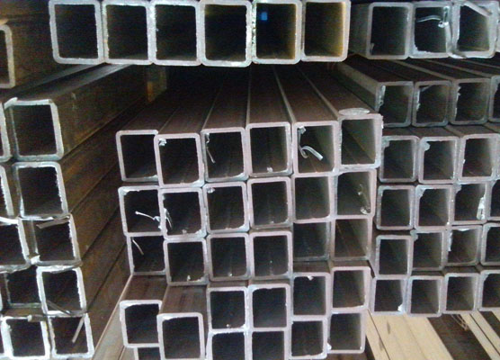 信丰无缝方矩管